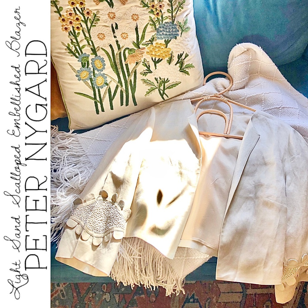 Vintage Peter Nygard Light Sand Colored Crop Linen Blazer